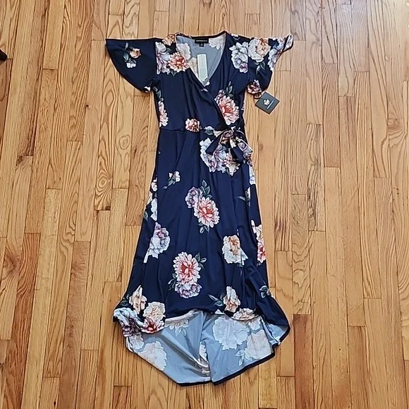 chinese dress ladies Hope & Ivy Briony Wrap Dress Green and Blue main image 0